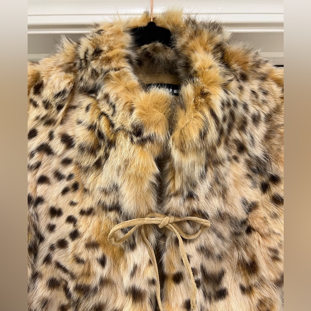 NWT Revue 100% Rabbit Fur Vest - Picture 4 of 8
